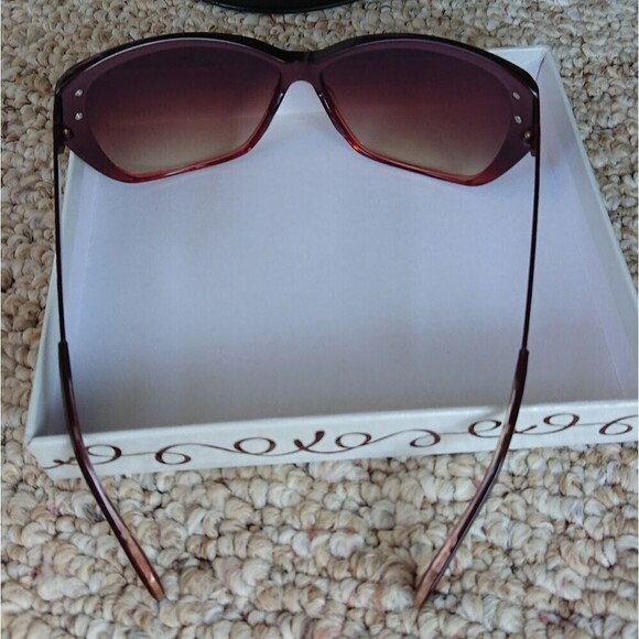 Oliver Peoples SKYLA sunglasses - garnet